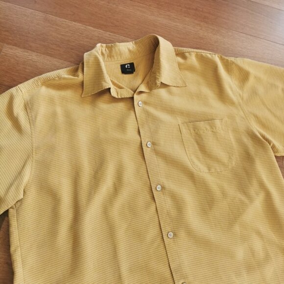 Guess short sleeve button down shirt - Picture 2 of 5
